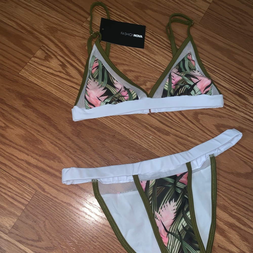 Bikini set - Picture 4 of 7